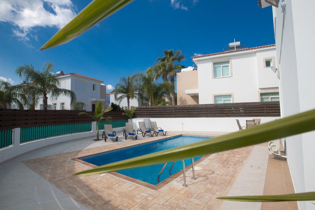 Halle Villa Protaras Ruang foto
