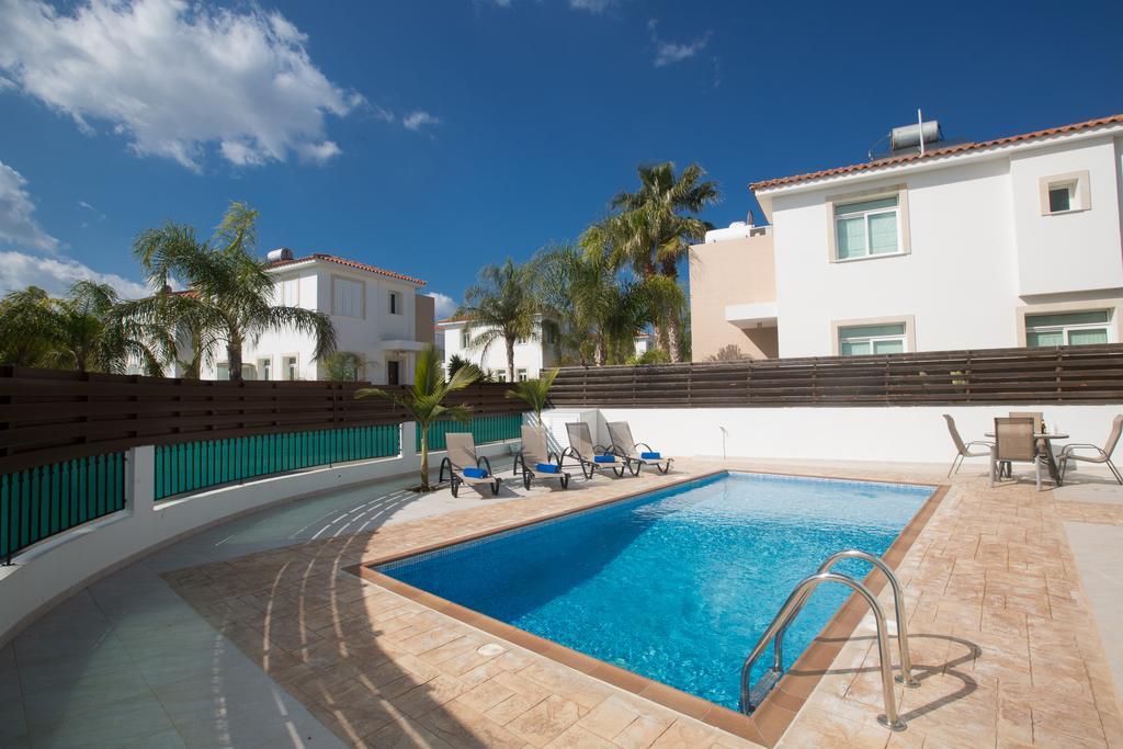 Halle Villa Protaras Ruang foto